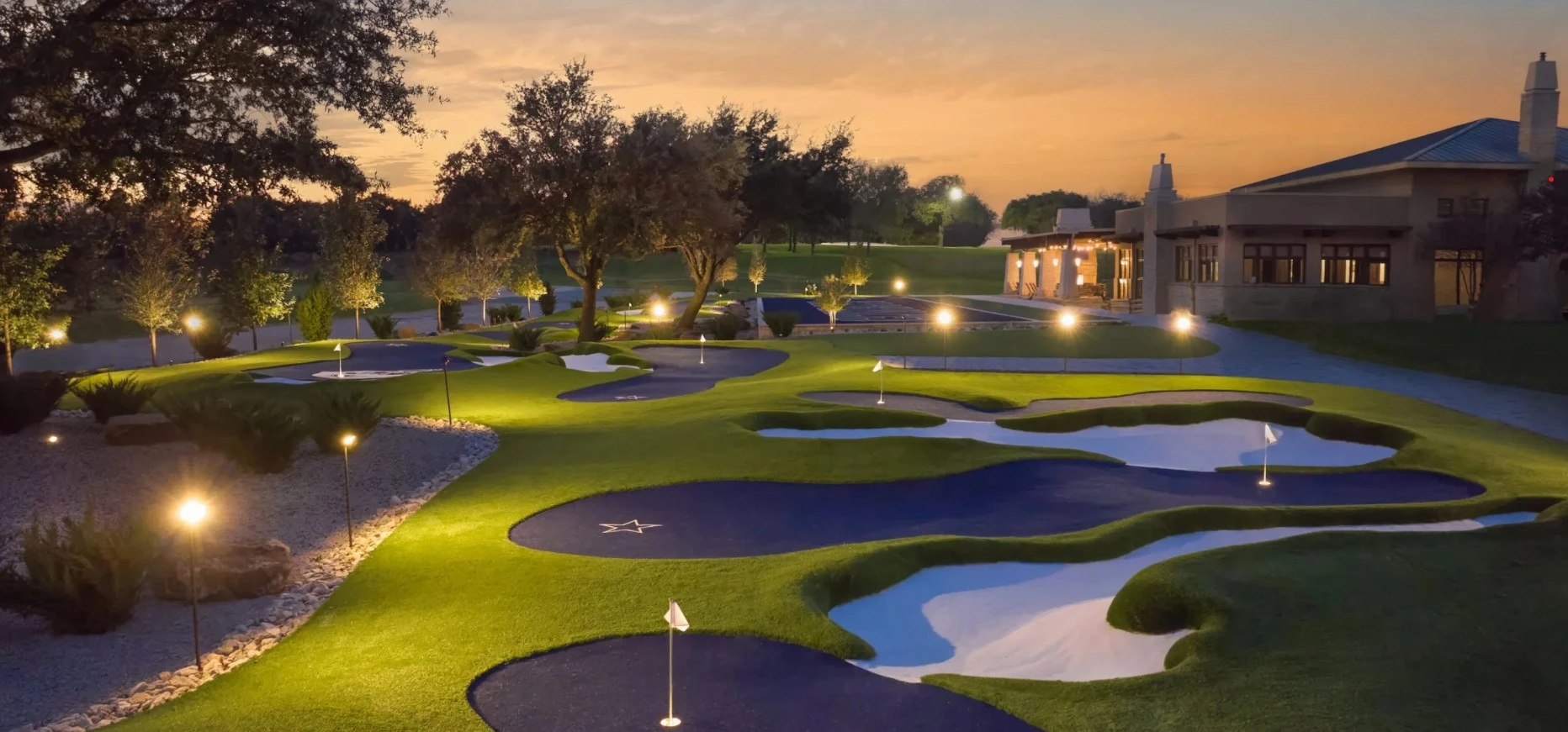 Cowboys Golf Club Exterior